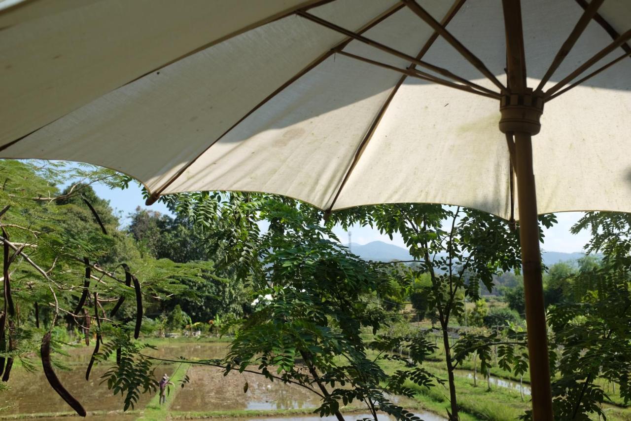 Appartamento Rai Boonsom Phrao Esterno foto