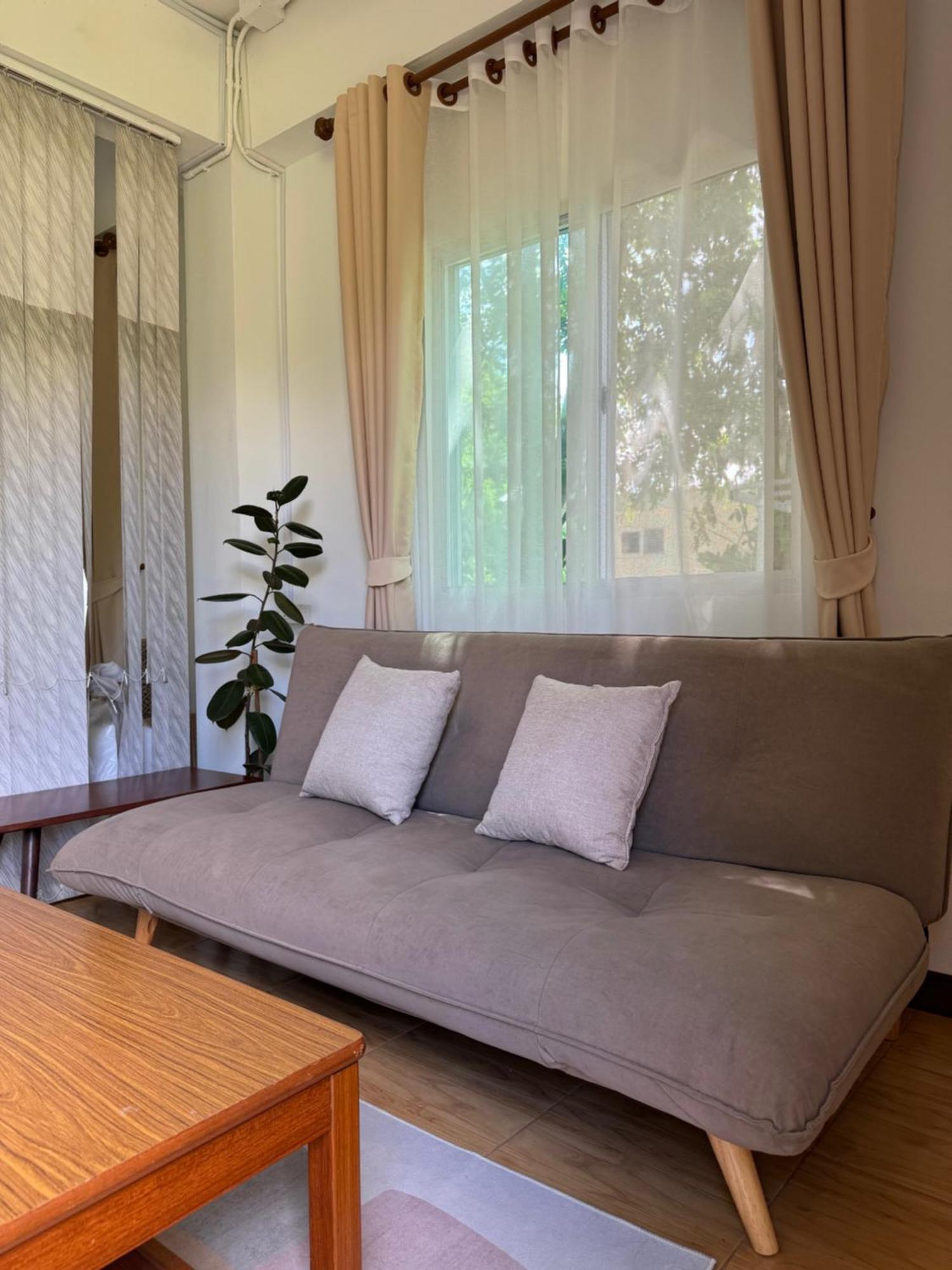 Appartamento Rai Boonsom Phrao Esterno foto