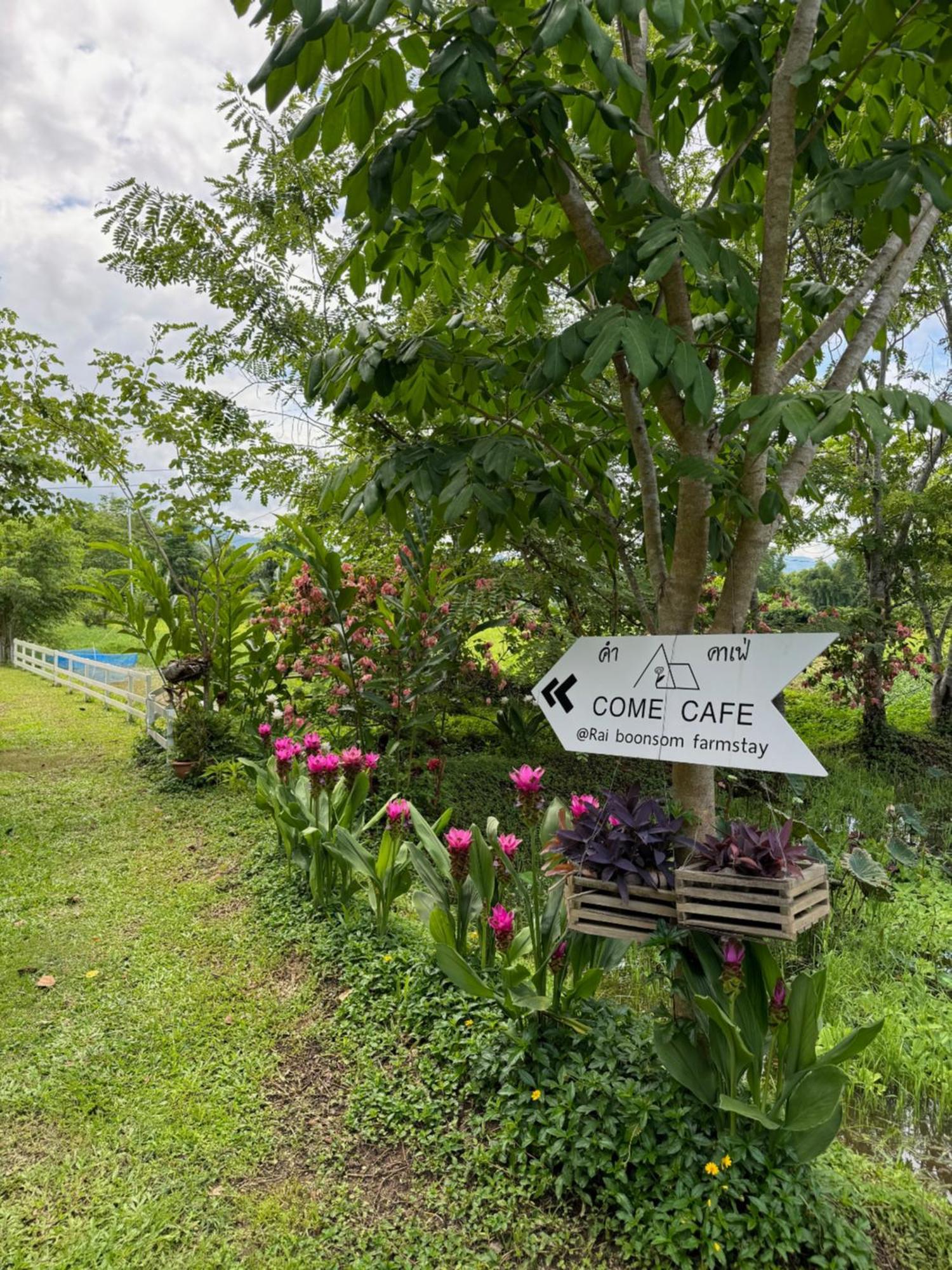 Appartamento Rai Boonsom Phrao Esterno foto