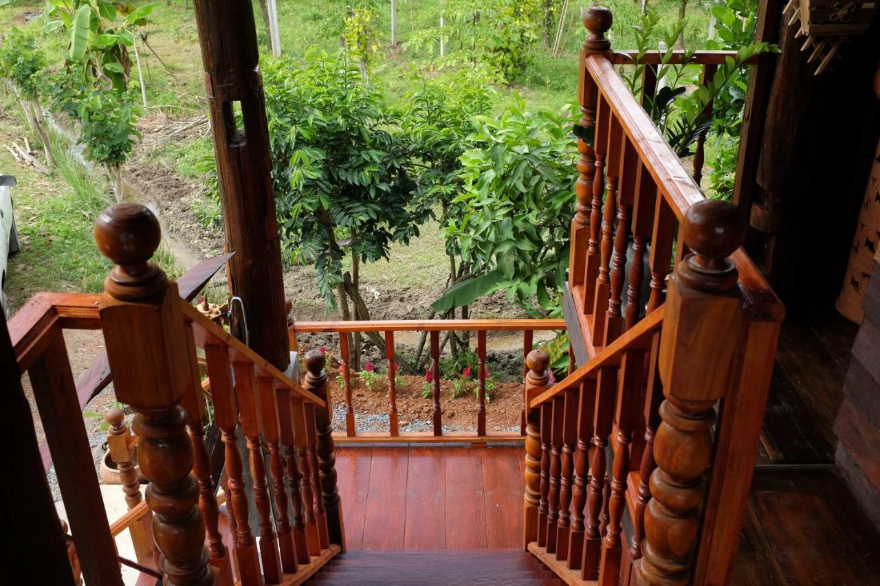 Appartamento Rai Boonsom Phrao Esterno foto