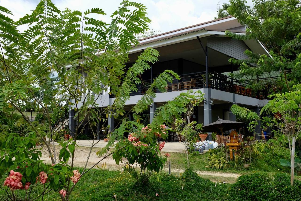 Appartamento Rai Boonsom Phrao Esterno foto